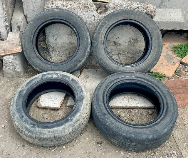 Продам летнюю резину 185/65/14 - Авто в Иркутск