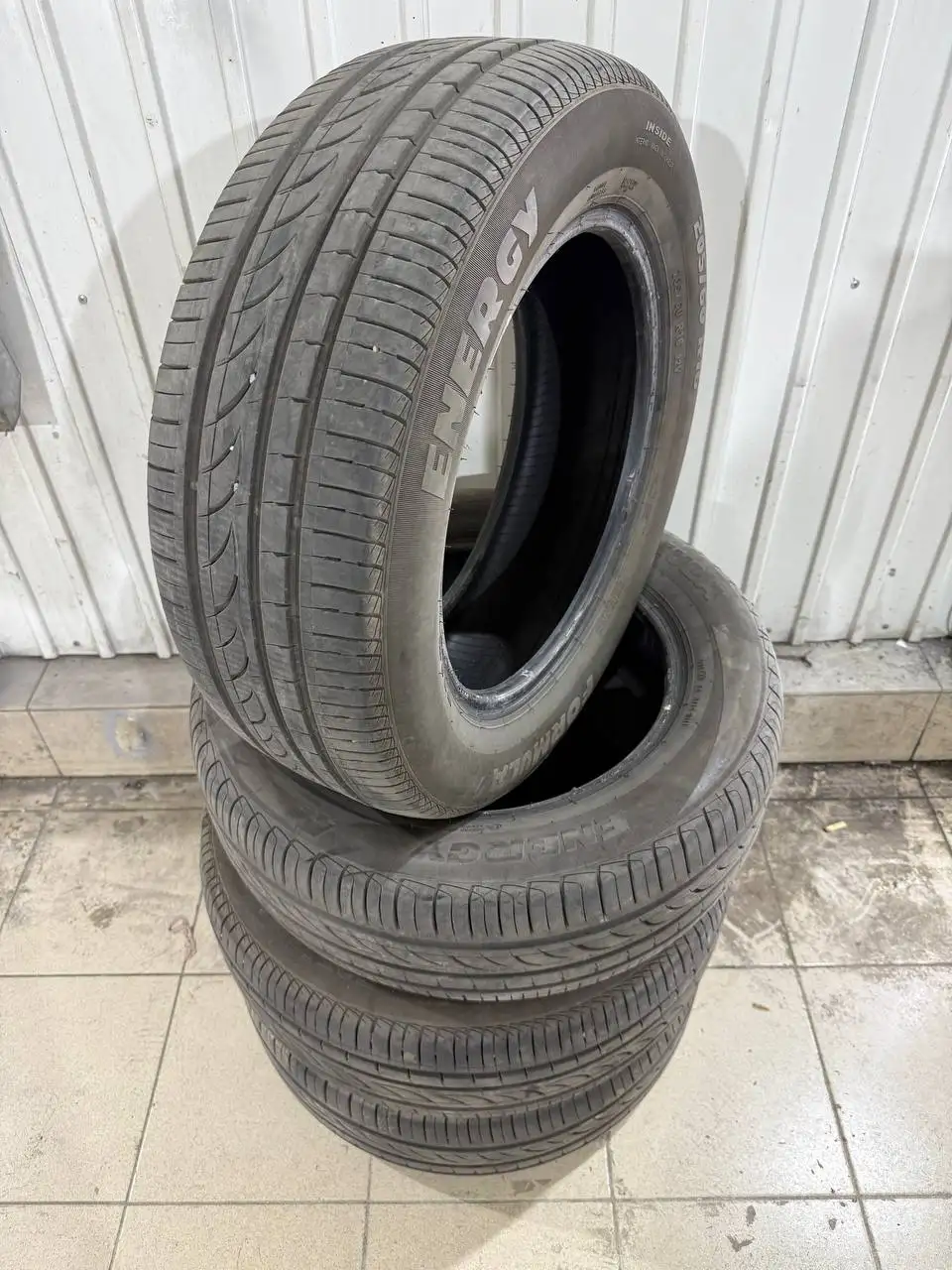 Продам летнюю резину 205/60R16 - Шины (Авто) в Иркутск