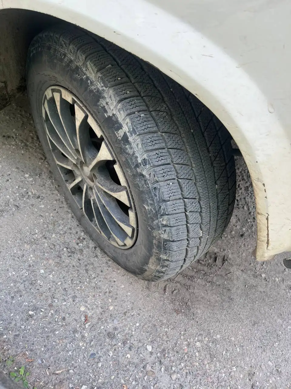 Продам литье на зимней резине R14 - Колёса и шины (Запчасти) в Иркутск