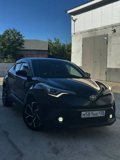 Продам Toyota C-HR 2017, 1.2 GT LED Edition 4WD - Легковые автомобили в Иркутск