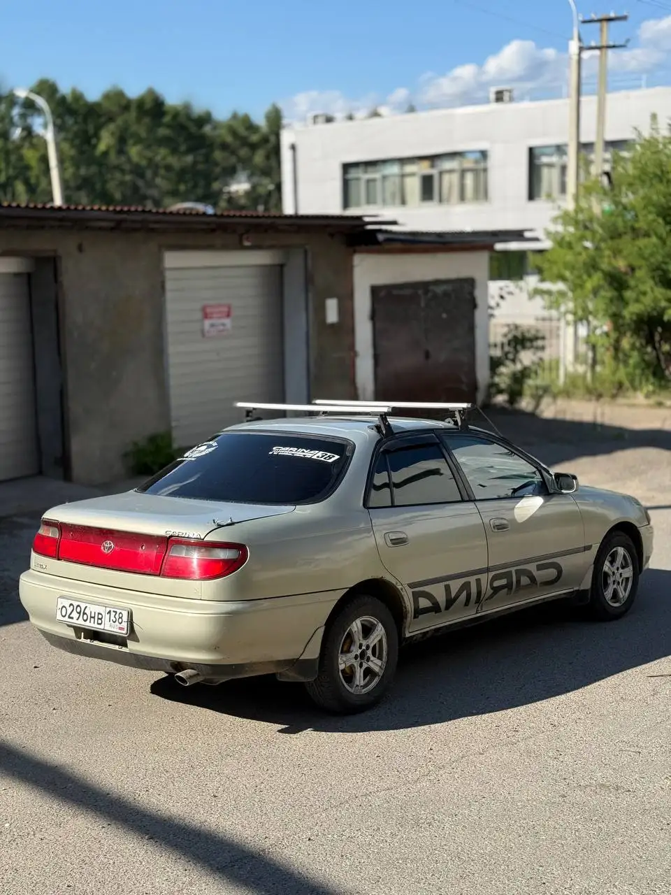 Toyota Carina 1993 года - Легковые автомобили (Авто) в Иркутск