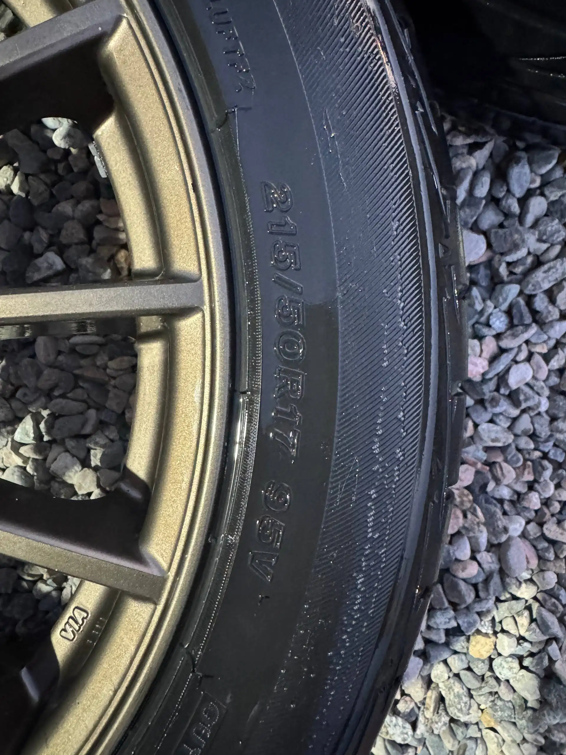 Продам комплект колес Hot Stuff Cross X Bridgestone LUFT RV - Шины и диски (Авто) в Иркутск