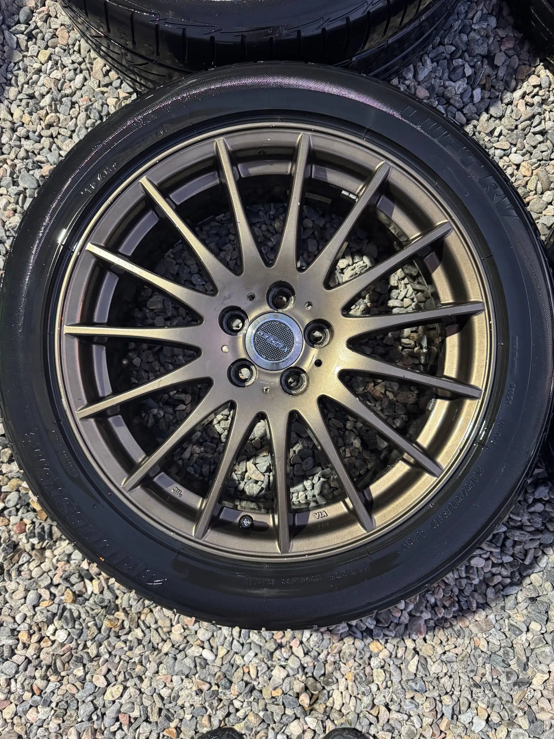 Продам комплект колес Hot Stuff Cross X Bridgestone LUFT RV - Шины и диски (Авто) в Иркутск