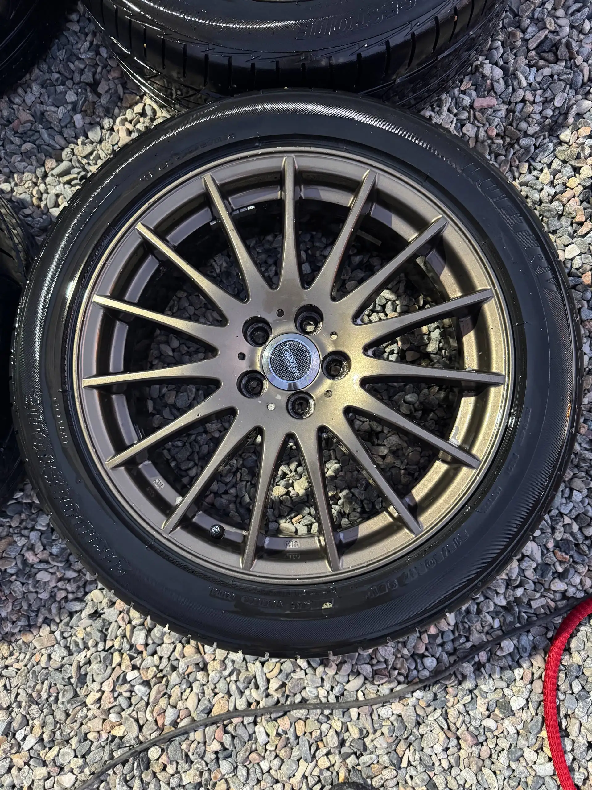 Продам комплект колес Hot Stuff Cross X Bridgestone LUFT RV - Шины и диски (Авто) в Иркутск