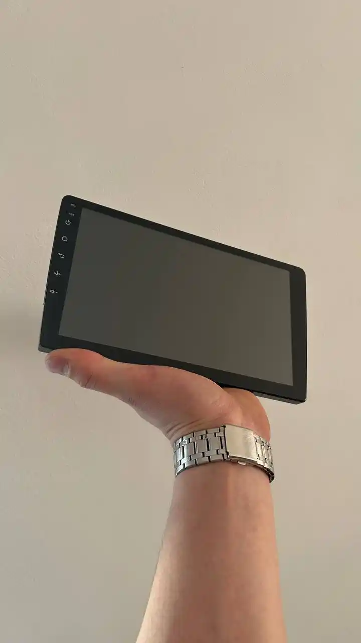 Продам сабвуфер и магнитолы