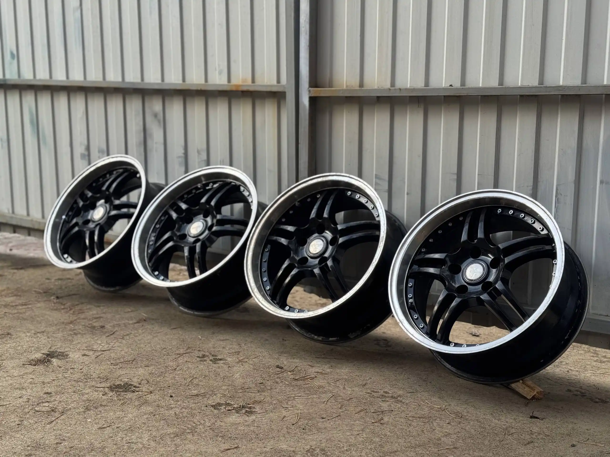 Продажа дисков R17