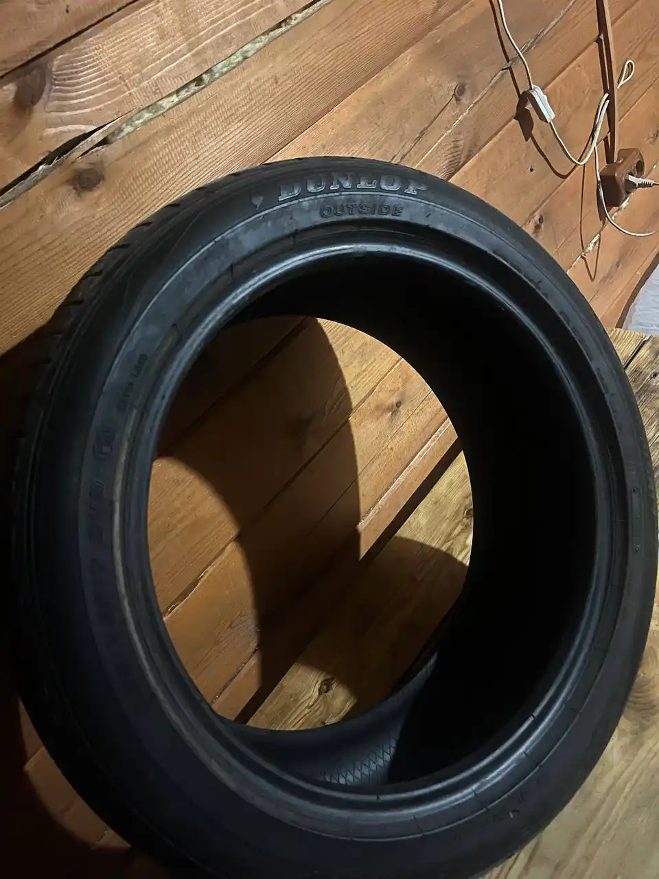 Продам резину Dunlop - Авто в Иркутск