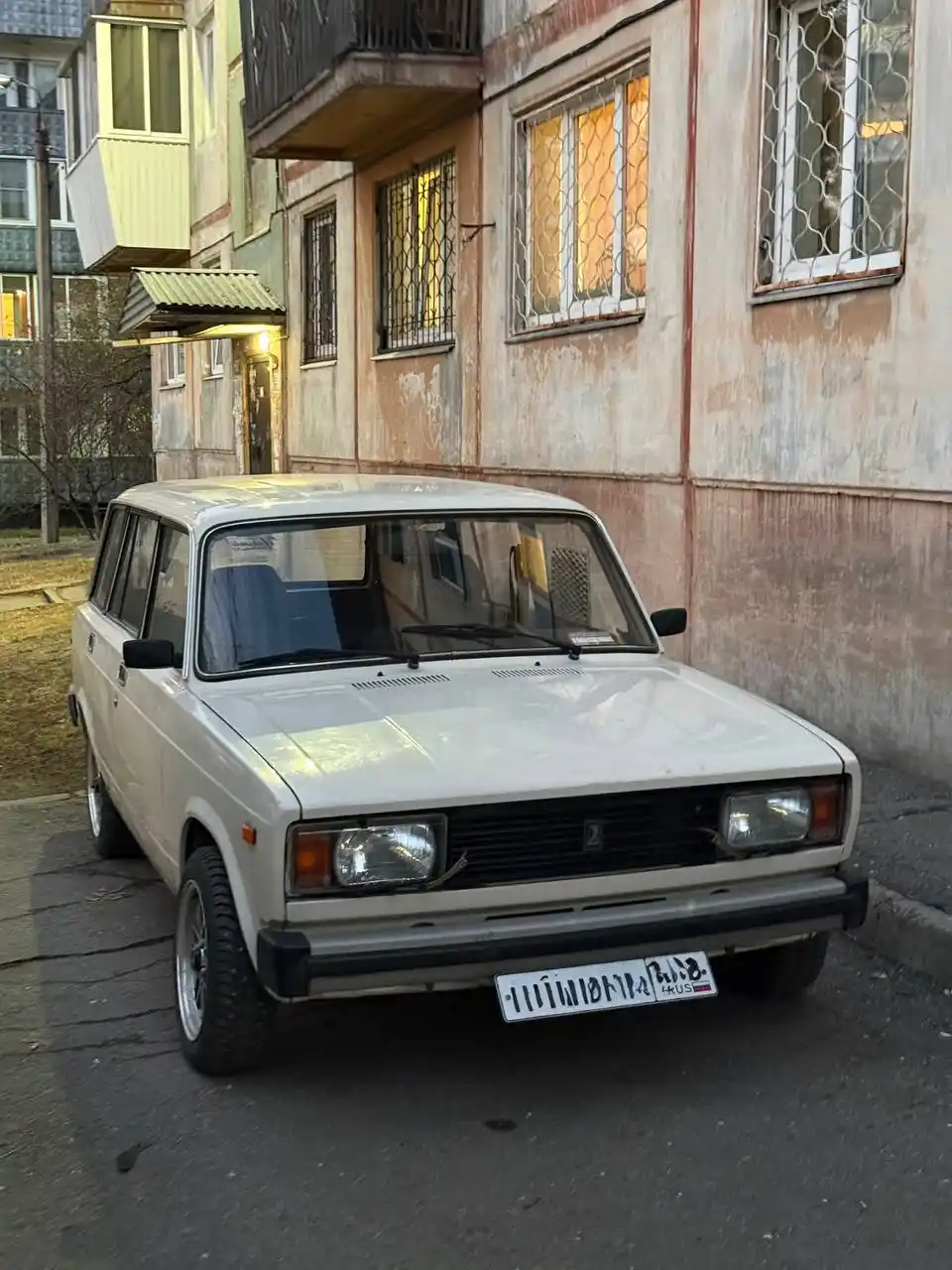 ВАЗ 21043 1989 года