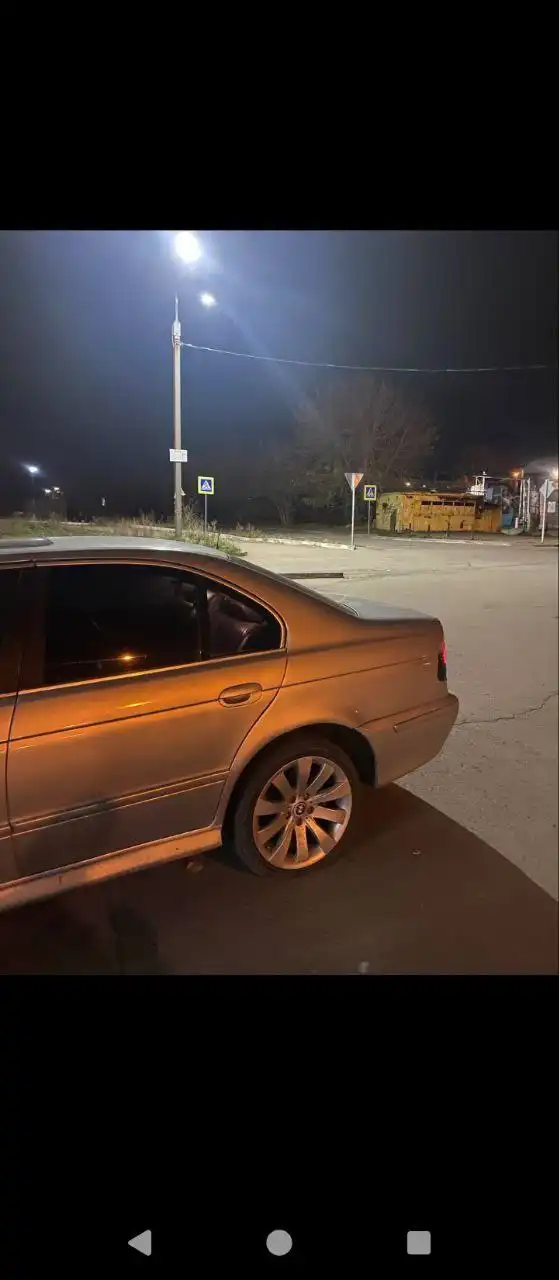 Продам-обменяю БМВ е39 2.8 АКПП