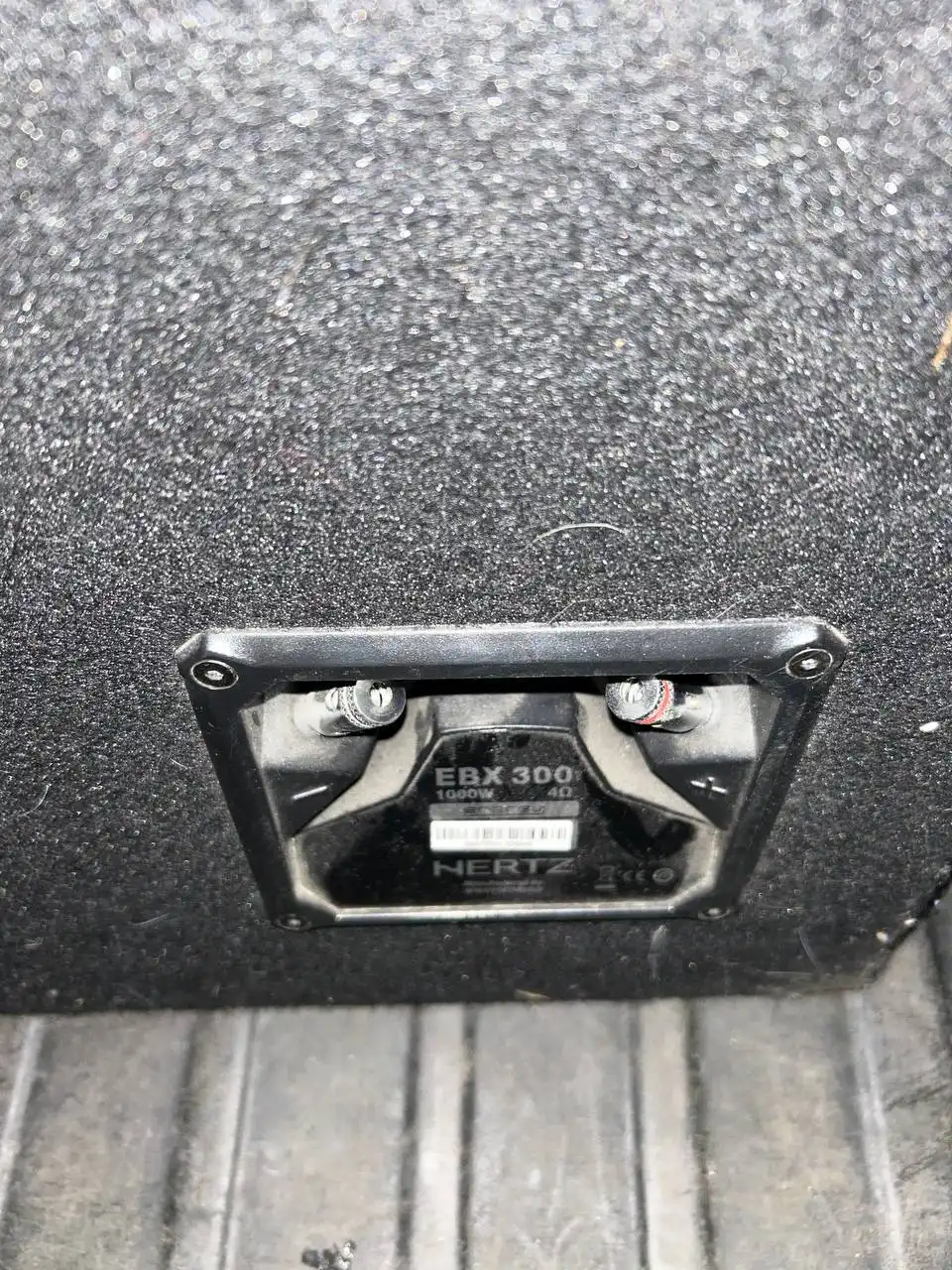 Сабик Hertz EBX300 1000W