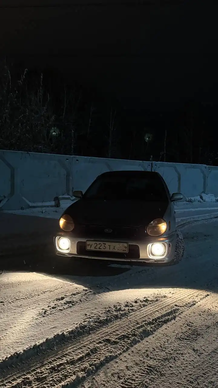 Продажа Subaru Impreza 2000 года