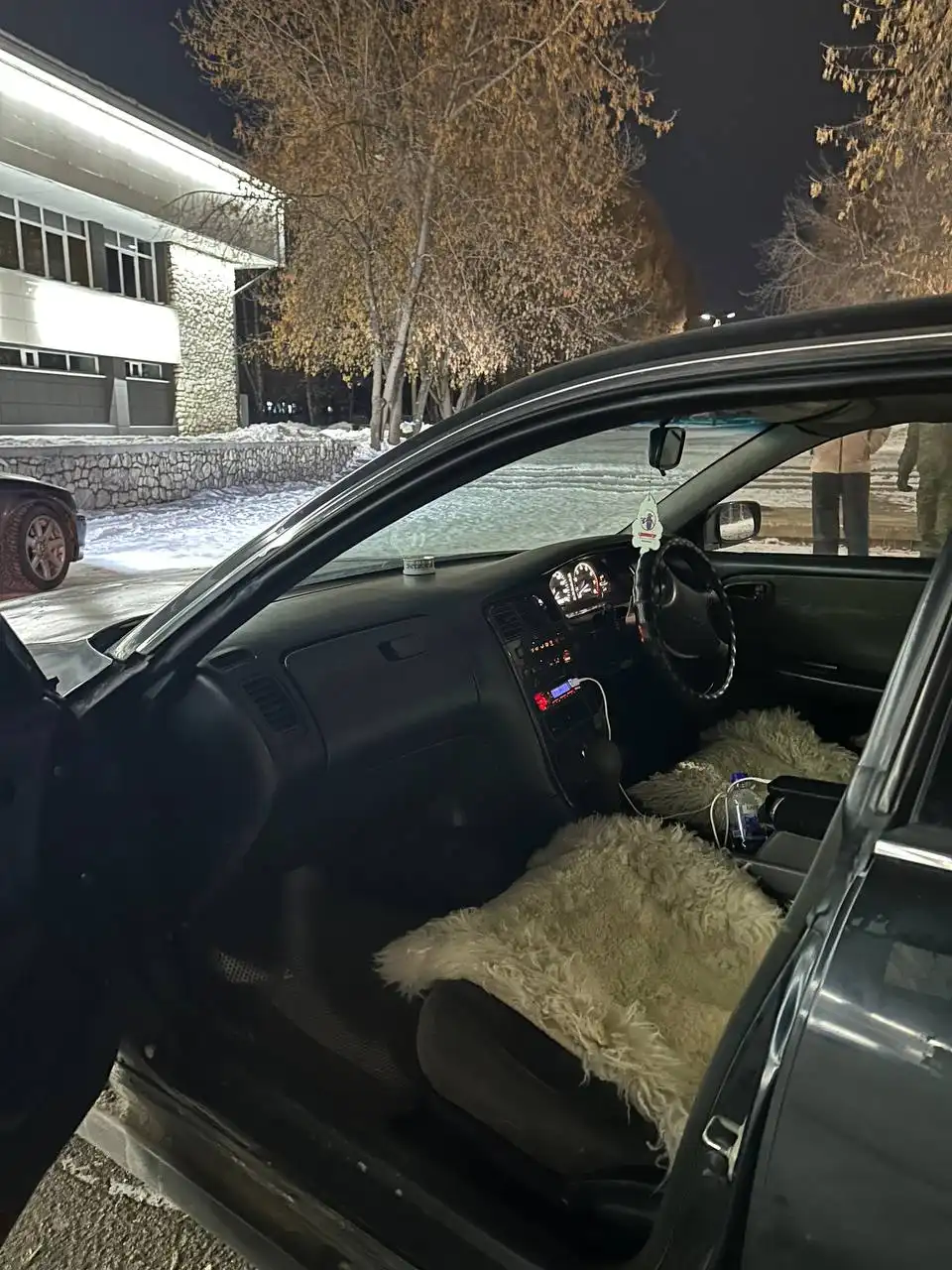 Продажа автомобилей Чайзер 90 и BMW 3 E46