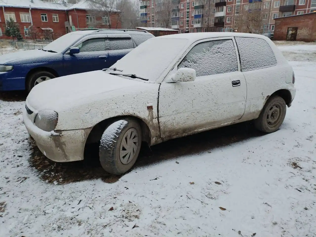 Продам Daihatsu Charade 1999 года