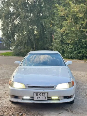 Продам решетку радиатора Ангарск - Запчасти в Ангарск