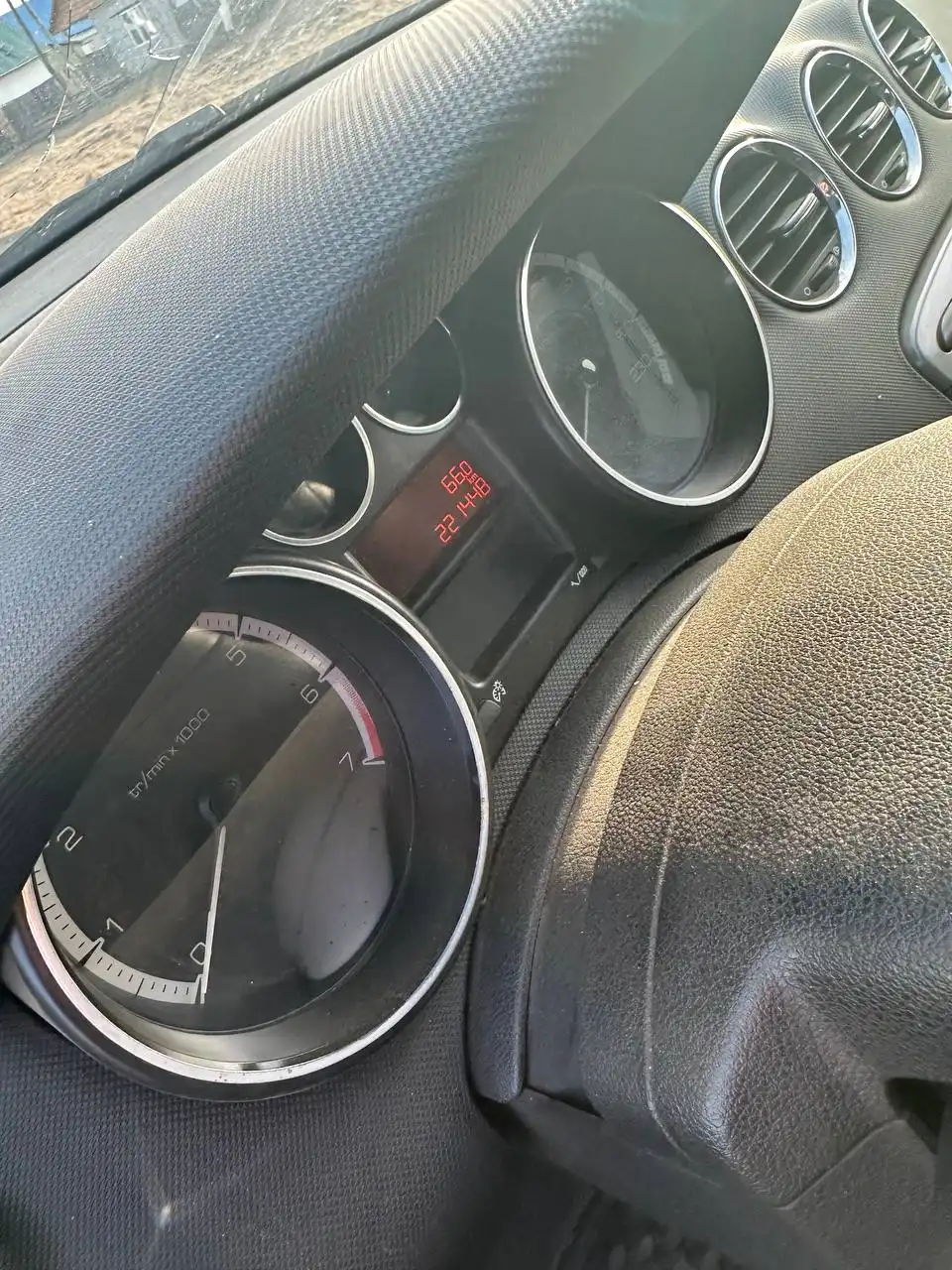 Продажа автомобиля 2010 года