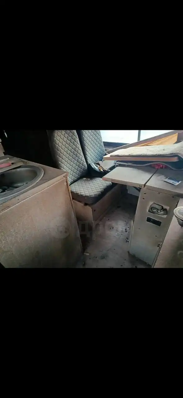 Продажа Ford Transit 2007 года после пожара