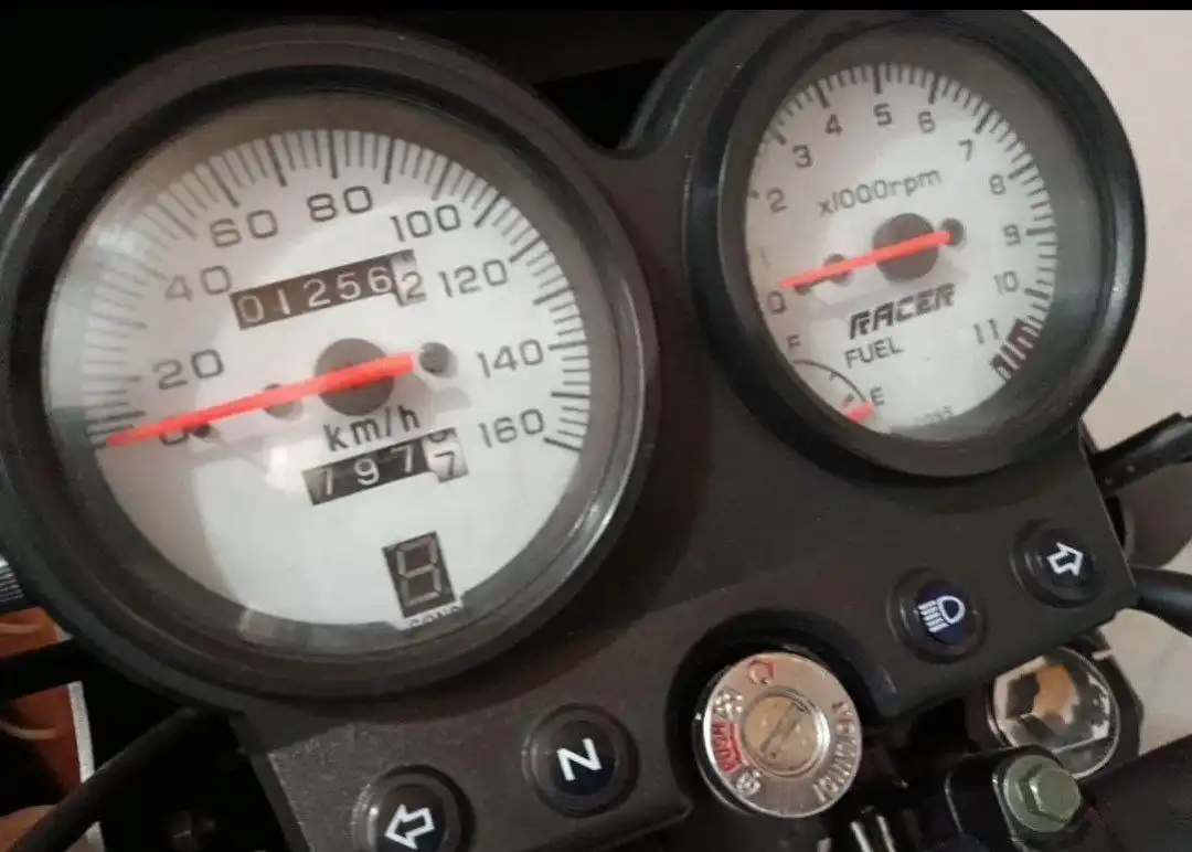 Мотоцикл Racer Scout 2025 года