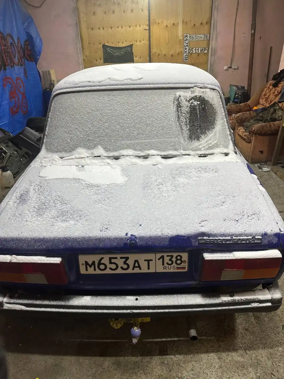 Автомобили ВАЗ в разборе и зимняя резина - Запчасти (Авто) в Иркутск