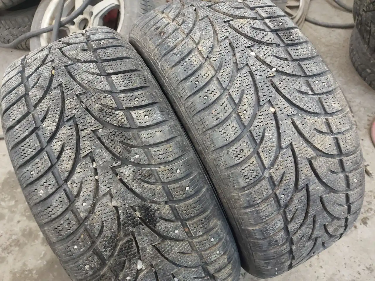 Продажа шин и дисков Toyota