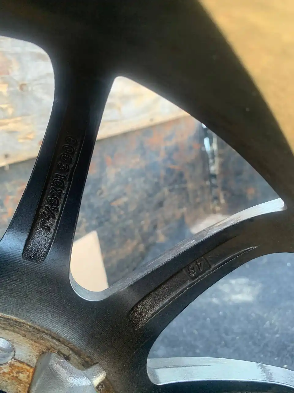 Продам диски с зимней резиной 215/65/16