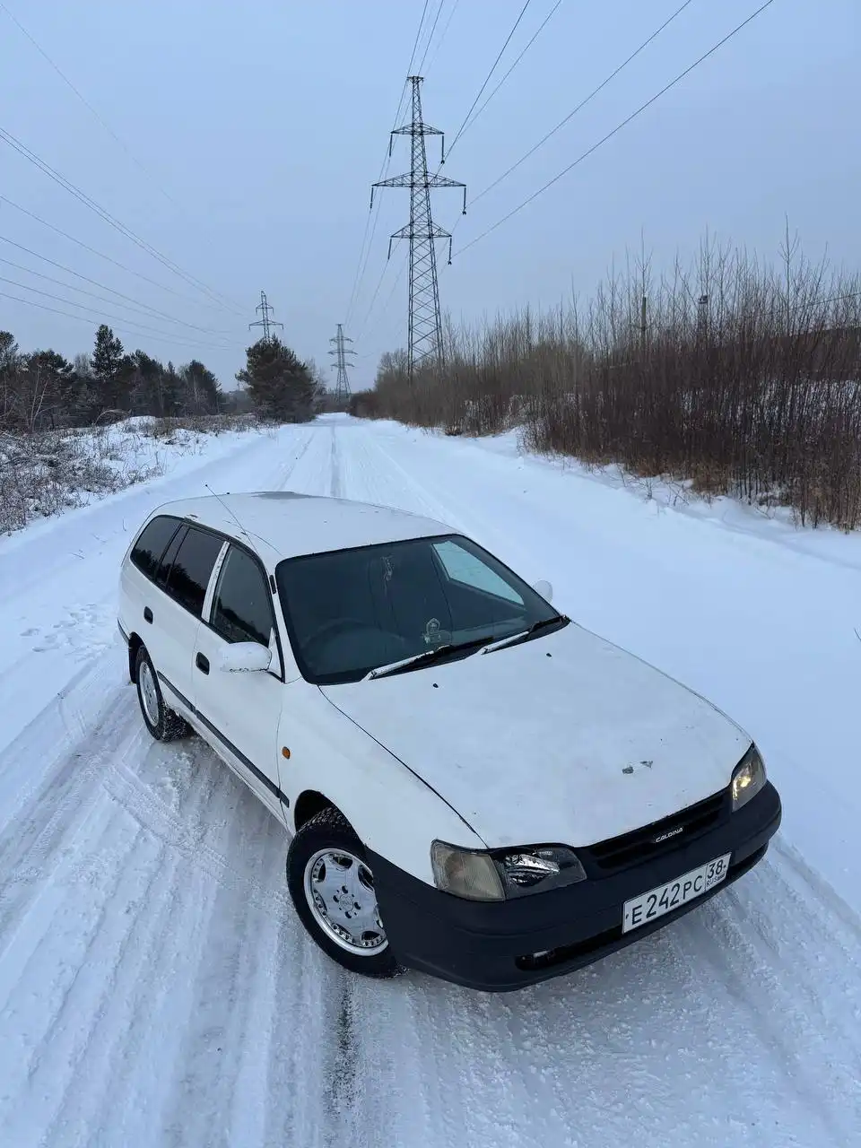 Продажа автомобилей Toyota и ВАЗ разных годов выпуска