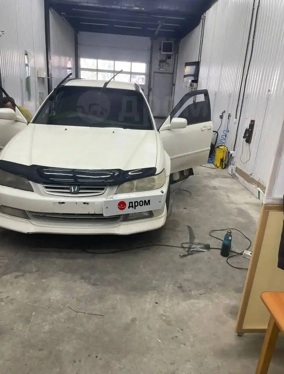 Продажа автомобиля на ходу с мотором 2.3 4WD