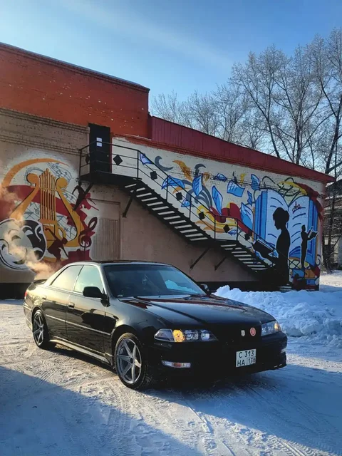 Автомобиль 1999 года, 2.5 литра, 5-ступенчатая коробка передач - Авто в Иркутск