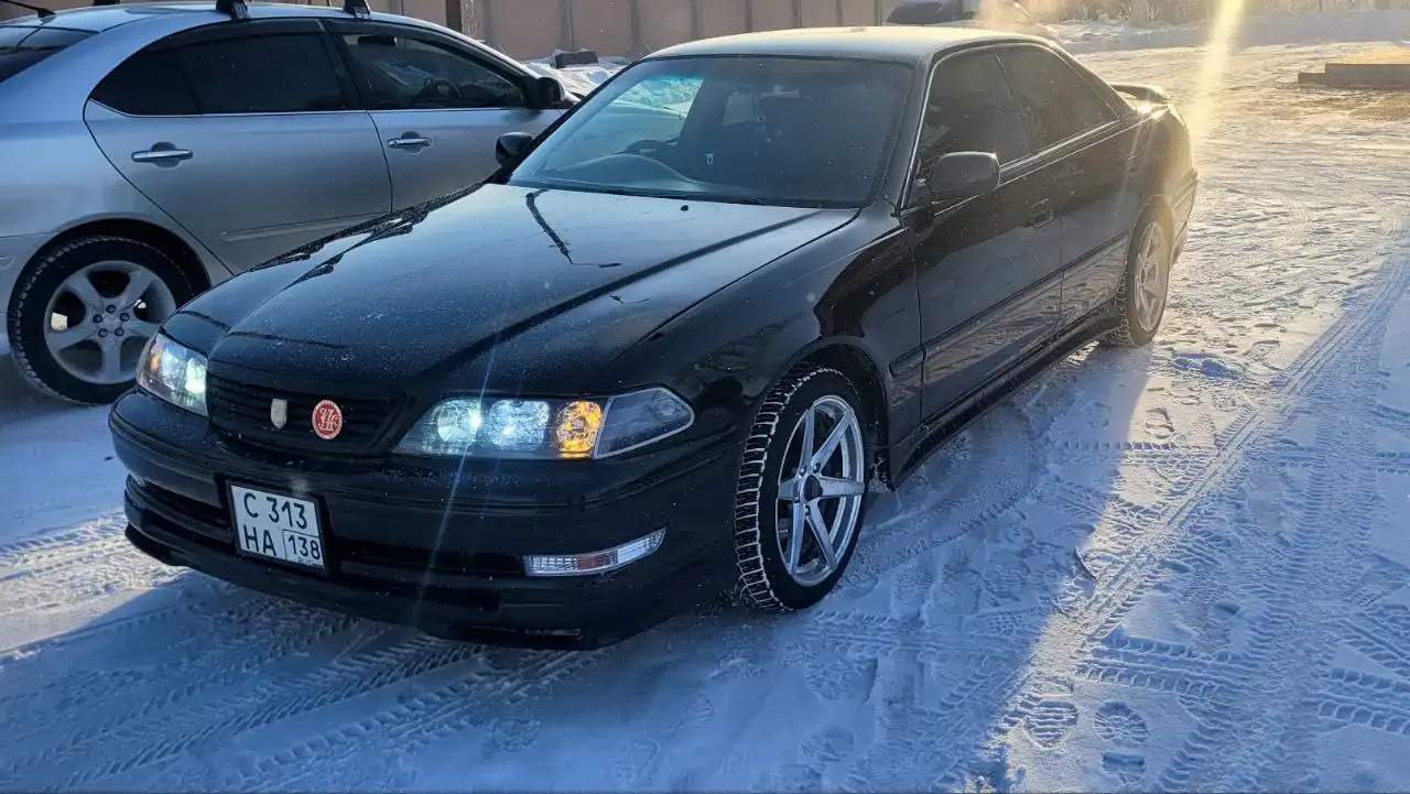 Автомобиль 1999 года, 2.5 литра, 5-ступенчатая коробка передач