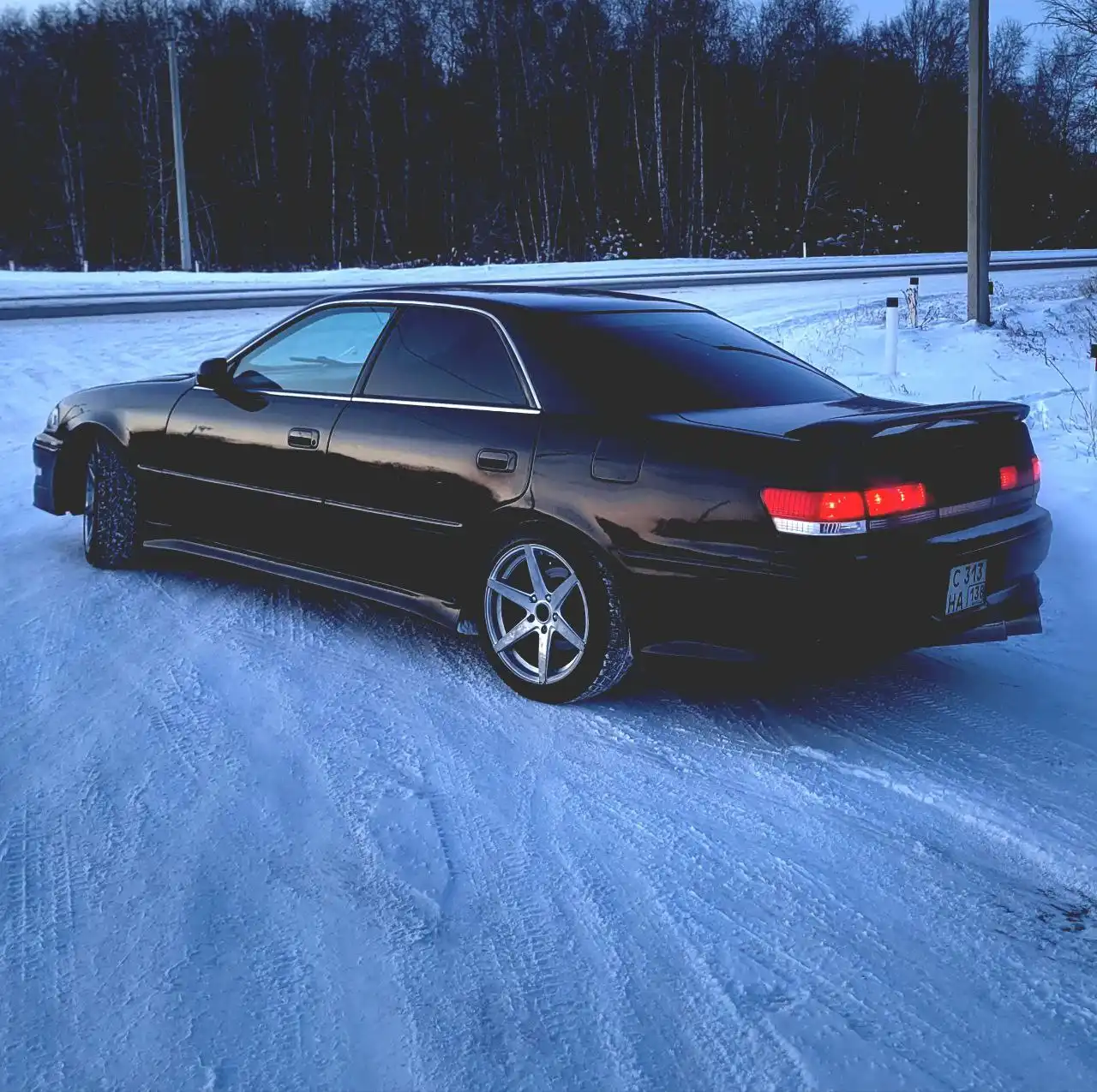 Автомобиль 1999 года, 2.5 литра, 5-ступенчатая коробка передач