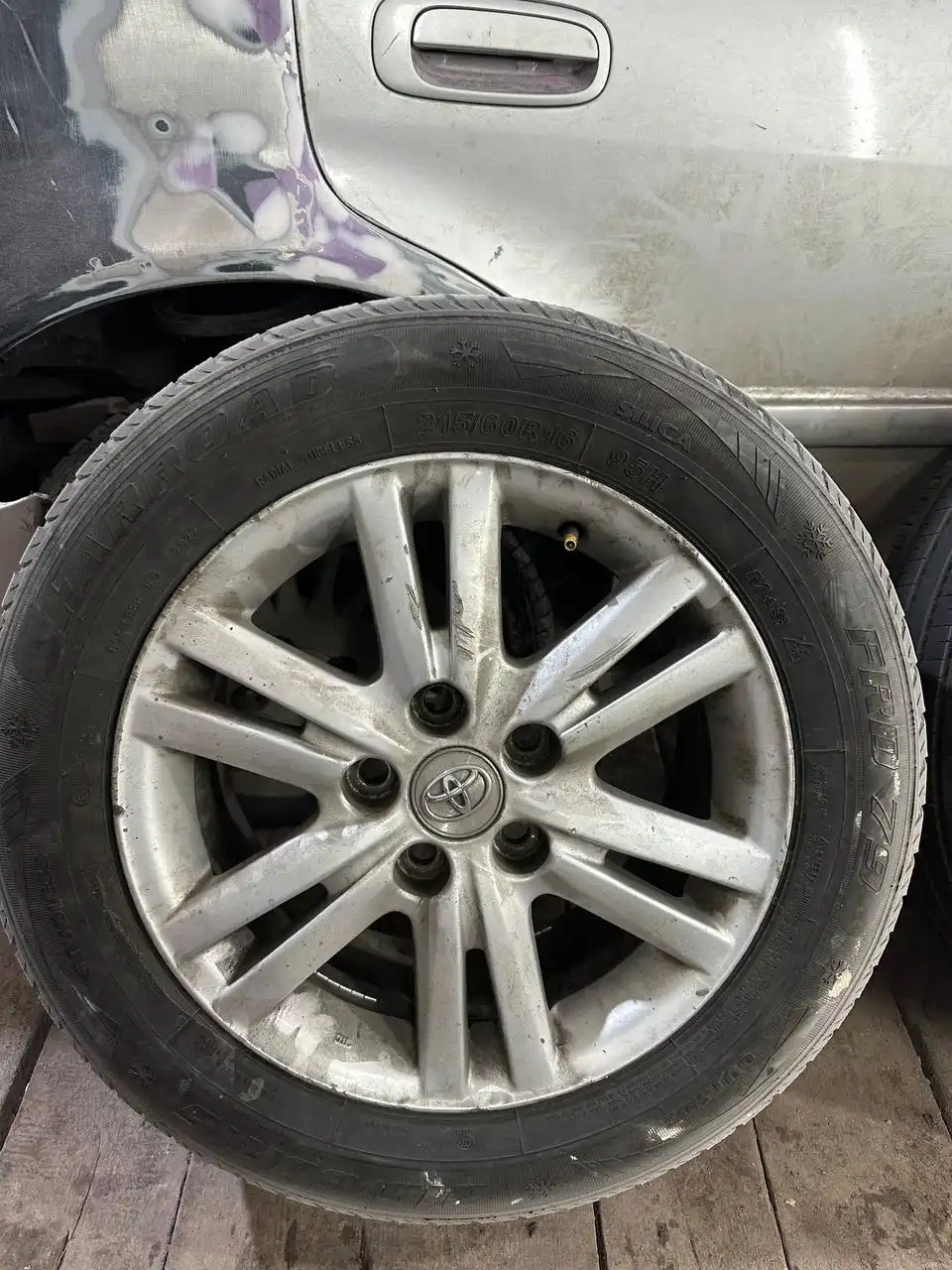 Продажа дисков Тойота оригинал 5.114 R16