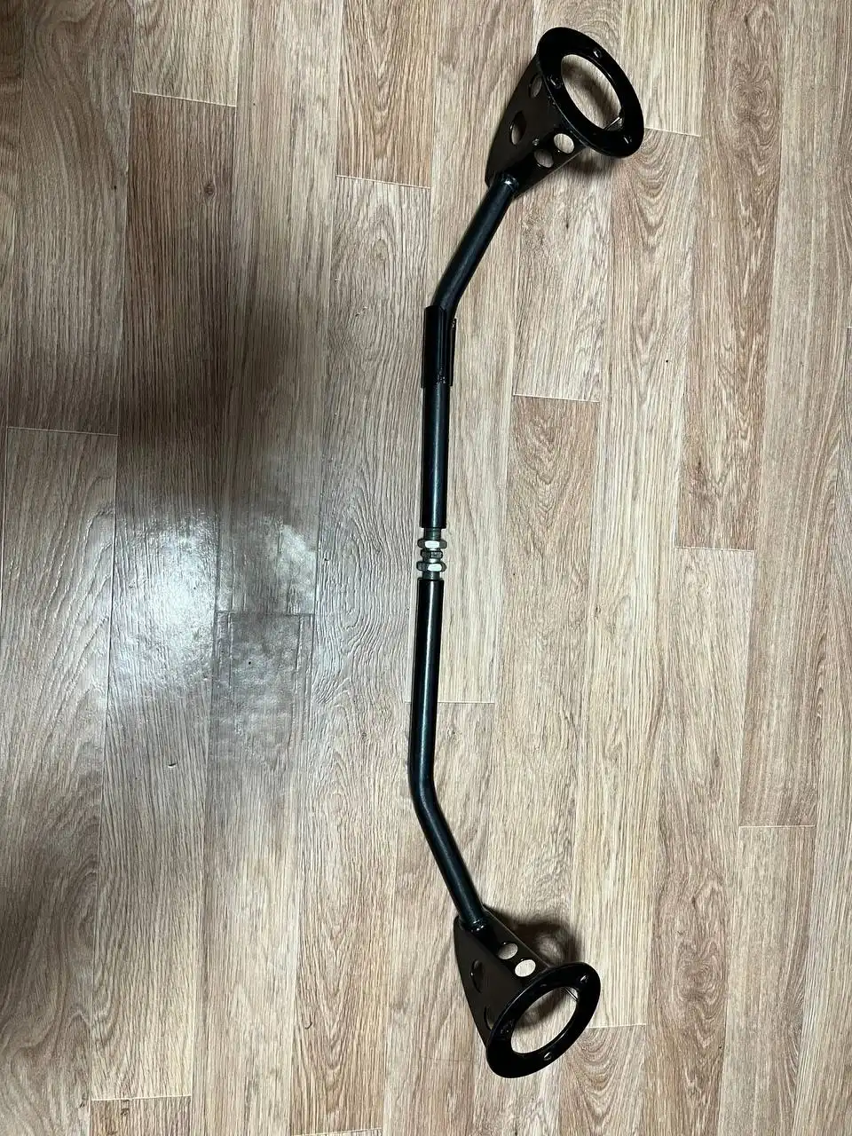 Распорка передних стоек Toyota Chaser JZX - Автозапчасти для Toyota (Запчасти) в Иркутск