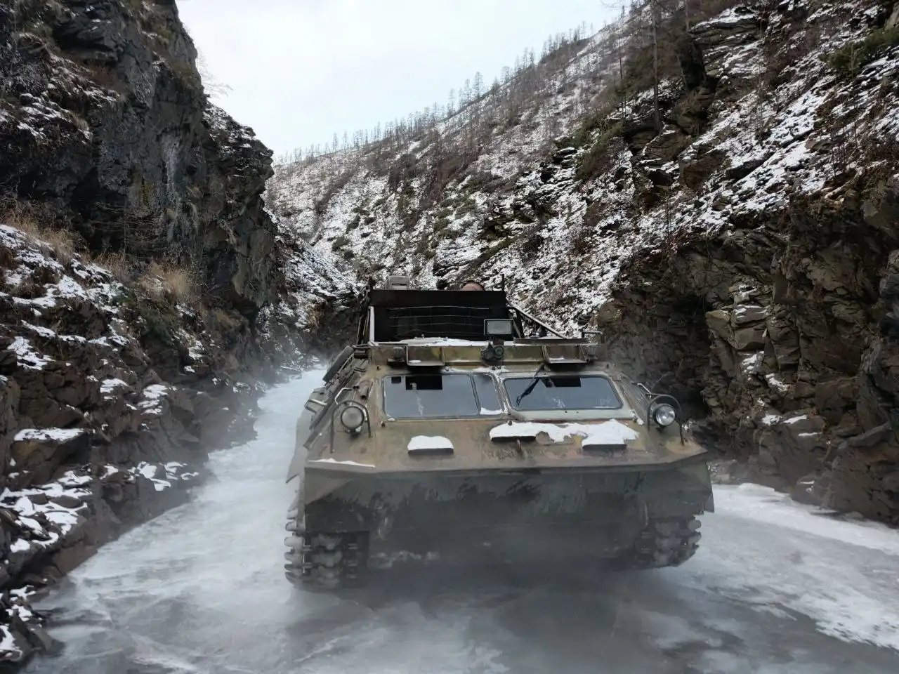 Продажа полуприцепа и МТЛБ в ХТС для зимников Якутии - Спецтехника (Авто) в Иркутск