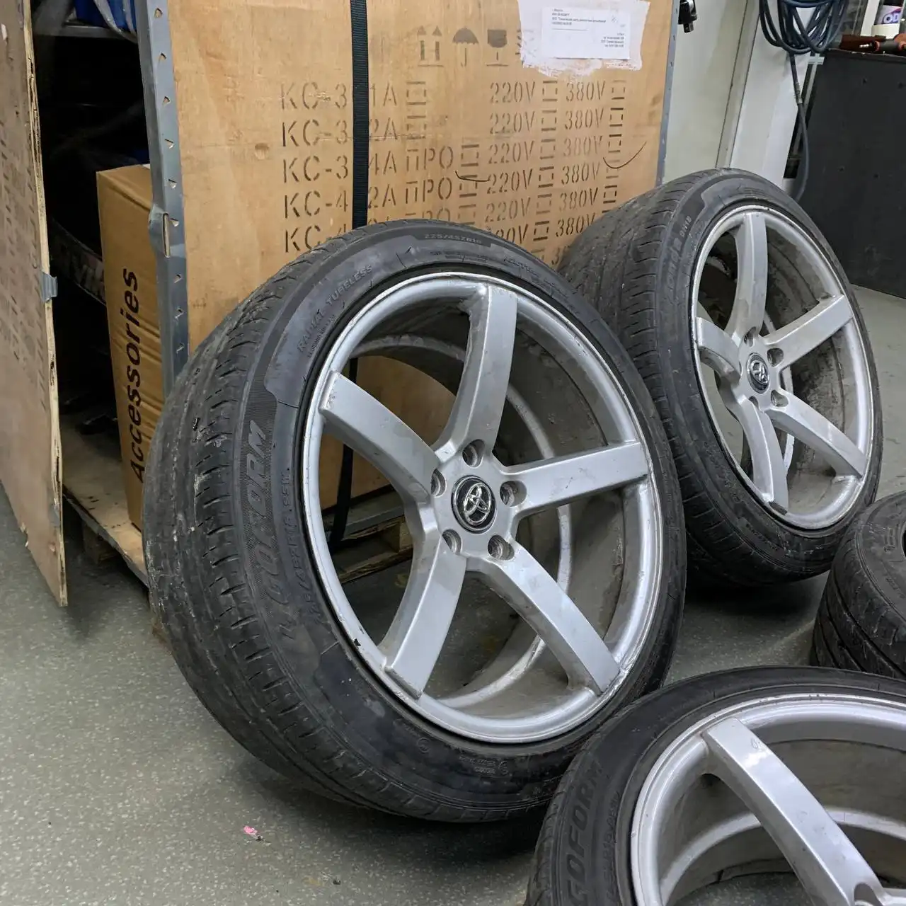 Продажа дисков Vossen CV3 R18 - Запчасти (Авто) в Иркутск