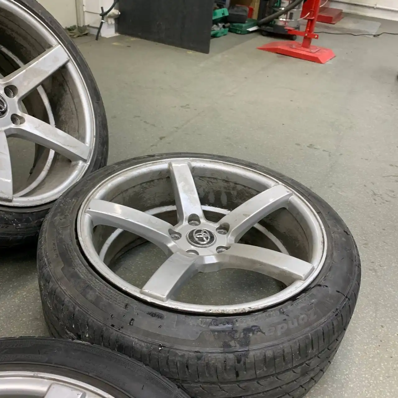 Продажа дисков Vossen CV3 R18 - Запчасти (Авто) в Иркутск