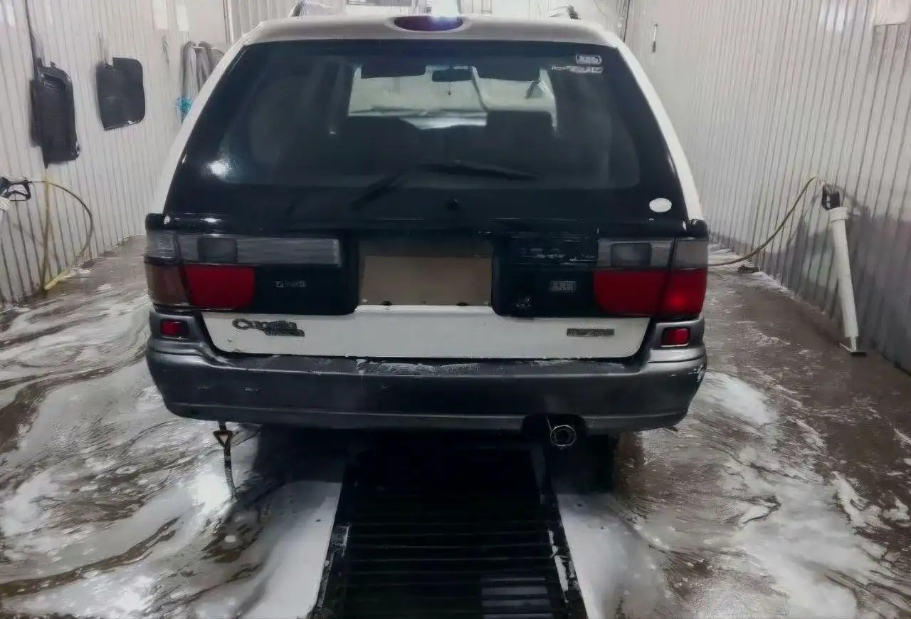 Продажа автомобиля с двигателем 1.8 автомат - Авто в Иркутск