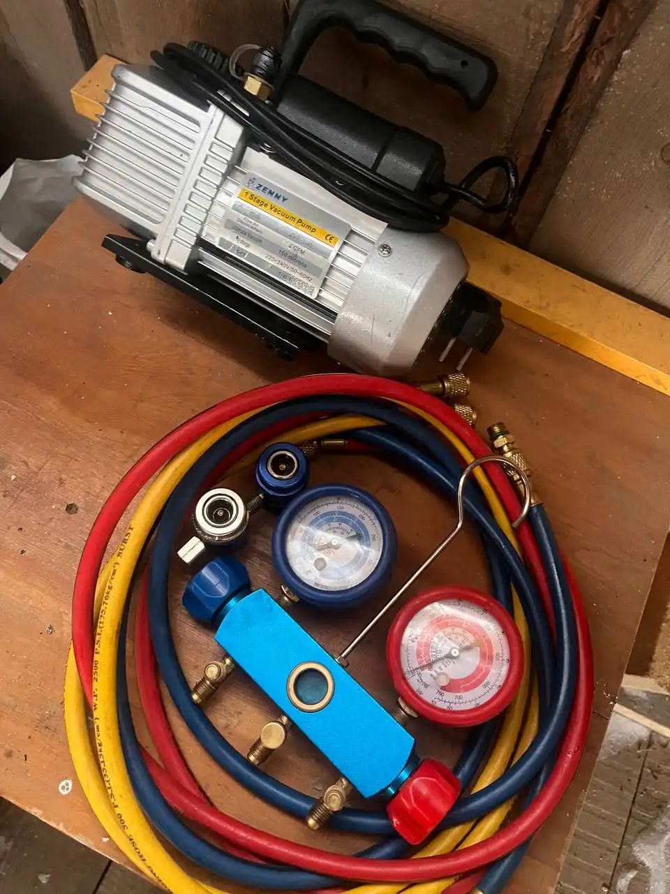 Комплект для заправки фреоном - Автокондиционеры (Запчасти) в Иркутск