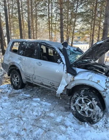 Продажа автомобиля по запчастям или под восстановление - частное объявление в Иркутск