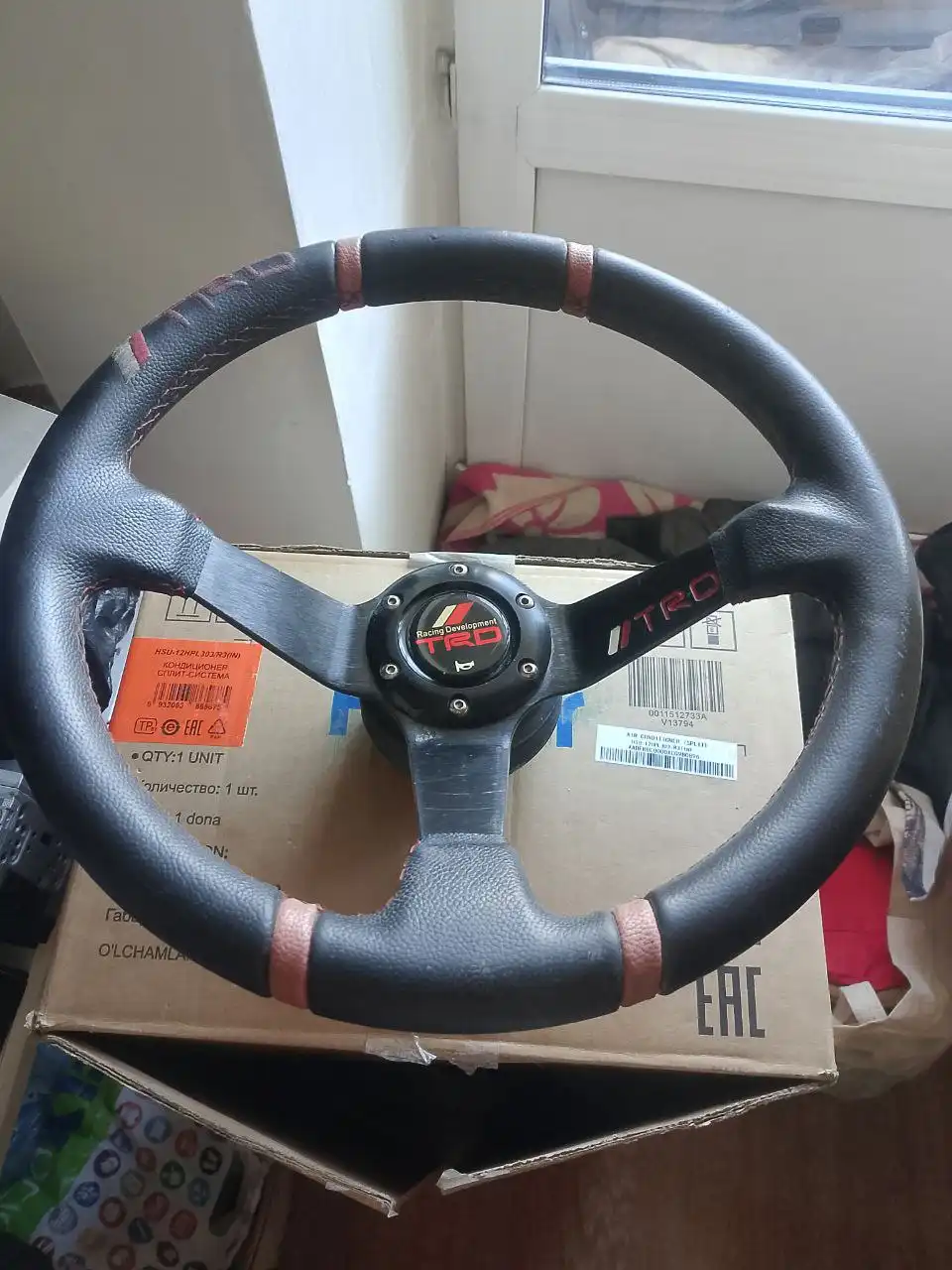 Руль спорт со стаканом на Toyota - Запчасти (Авто) в Иркутск
