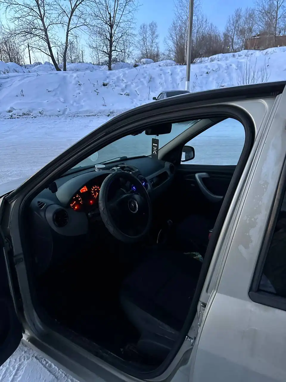 Renault Logan 2012 года для обмена - Авто в Иркутск