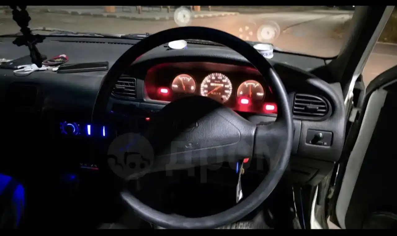 Продажа Nissan Avenir W10 1997 года - Легковые автомобили (Авто) в Иркутск