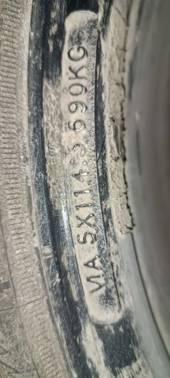 Продам колеса в сборе R17 215/60 - Запчасти (Авто) в Иркутск