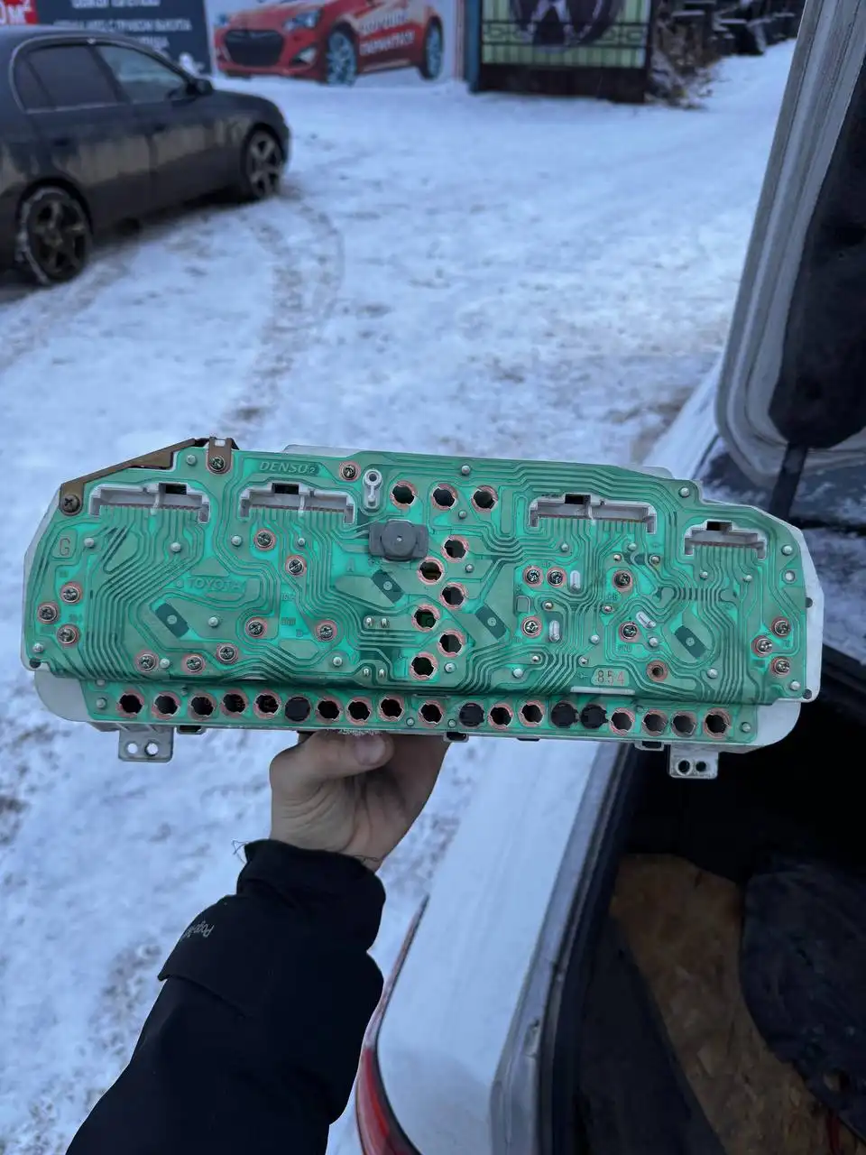 Продажа приборки для автомобиля - Запчасти (Авто) в Иркутск