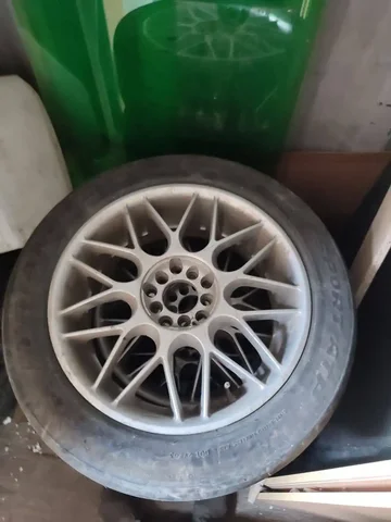 Продам литье r17 5/100-5/114.3 с центральными крышками - Авто в Иркутск