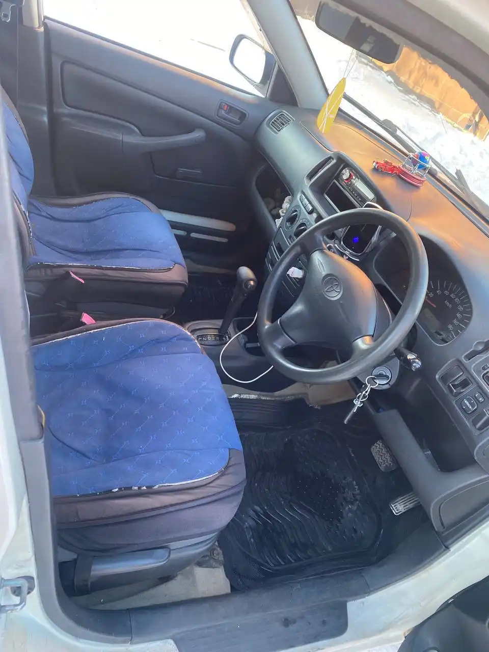 Продажа Toyota Probox 2005 года - Легковые автомобили (Авто) в Иркутск