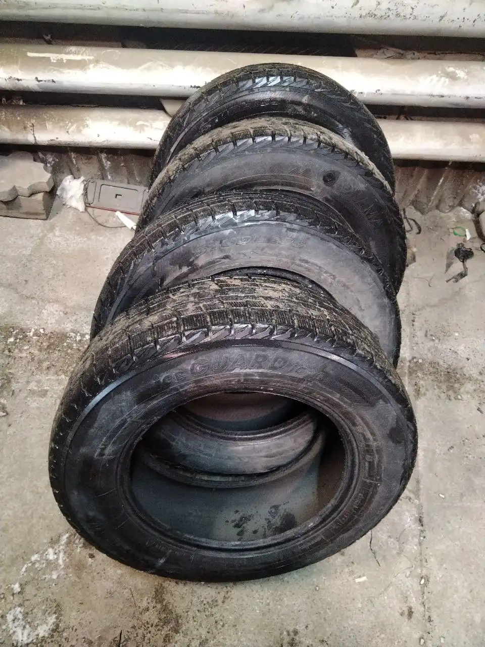 Зимняя резина Yokohama ice guard 30 215*65*16 - Шины и диски (Авто) в Иркутск