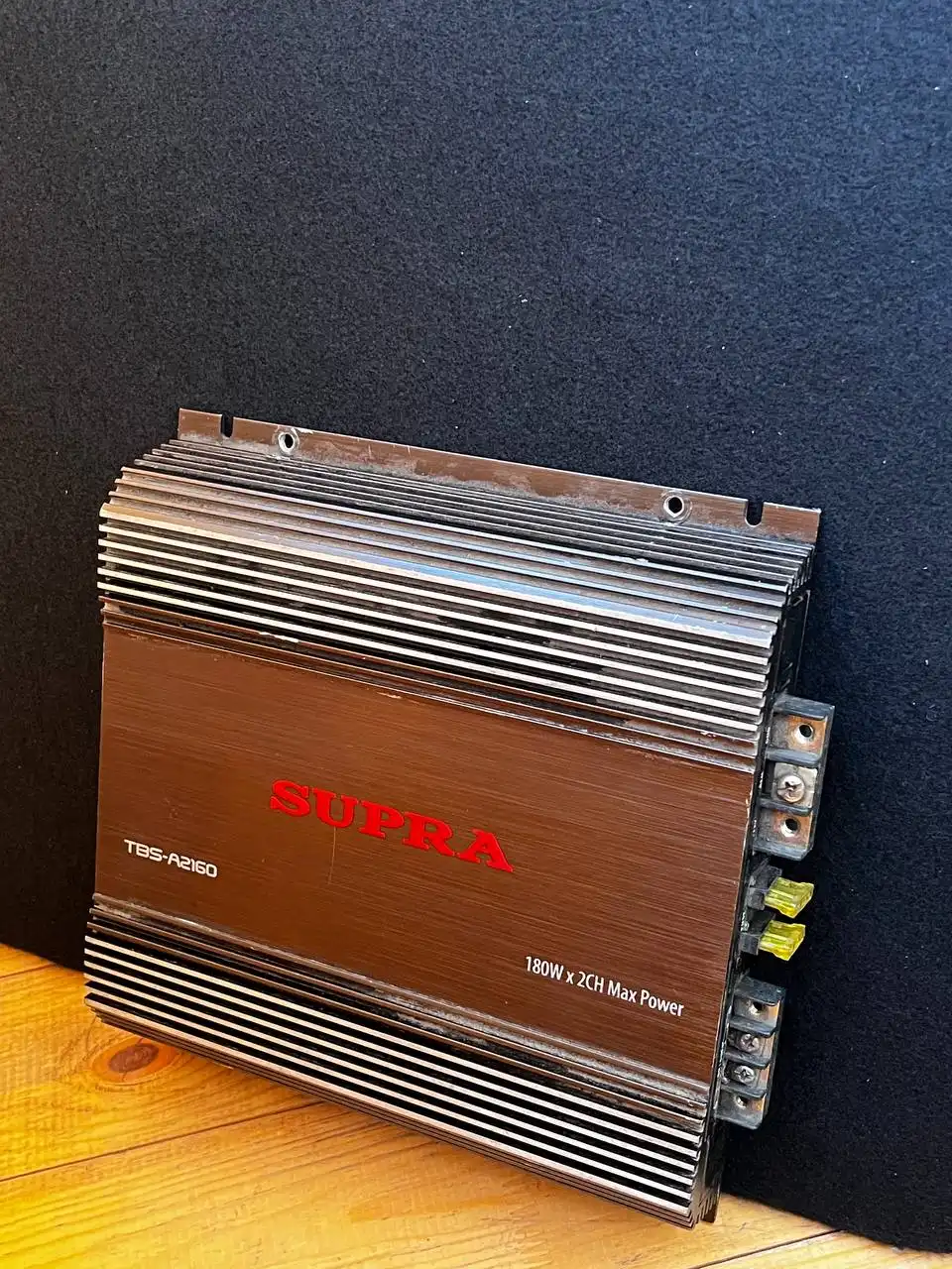 Продам саб с усилителем 3000р - Аудио (Авто) в Иркутск