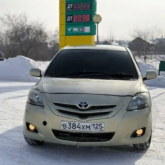 Продажа Toyota Belta 2006 года с вариатором - Авто в Иркутск