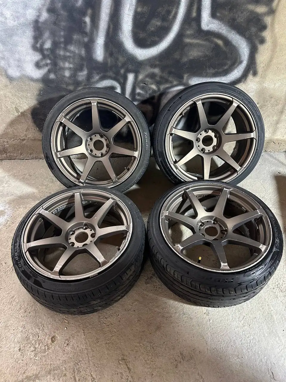 CST ZERO 1 R18 диски - Диски (Авто) в Иркутск