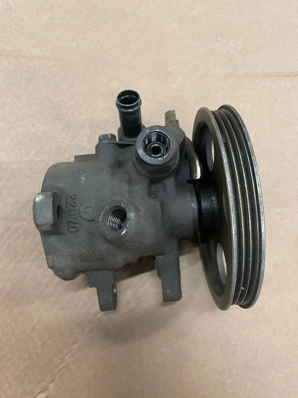 Запчасти для Тойота 1G-FE: ГУР, помпа - Автозапчасти (Запчасти) в Иркутск