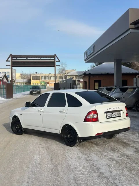 Продажа Лада Приора 2011 года - Грузовики и спецтехника в Иркутск